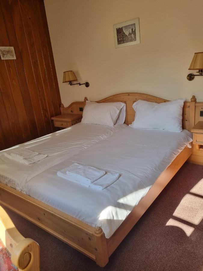 Hotel Et Spa Du Scharrach Scharrachbergheim-Irmstett ภายนอก รูปภาพ
